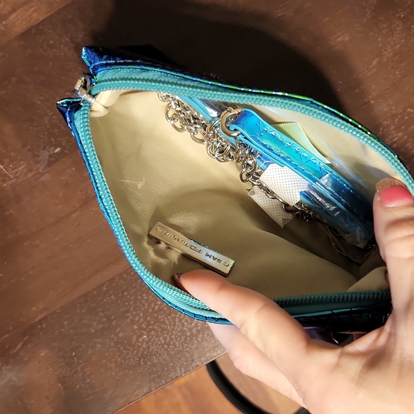 SOLD! - Picture 4 of 5